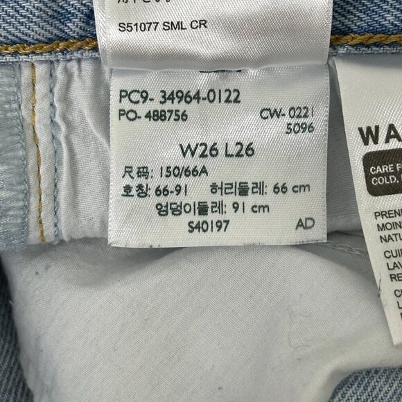 Levi's Wedgie Straight Raw Hem Jeans Light Wash - Picture 15 of 16